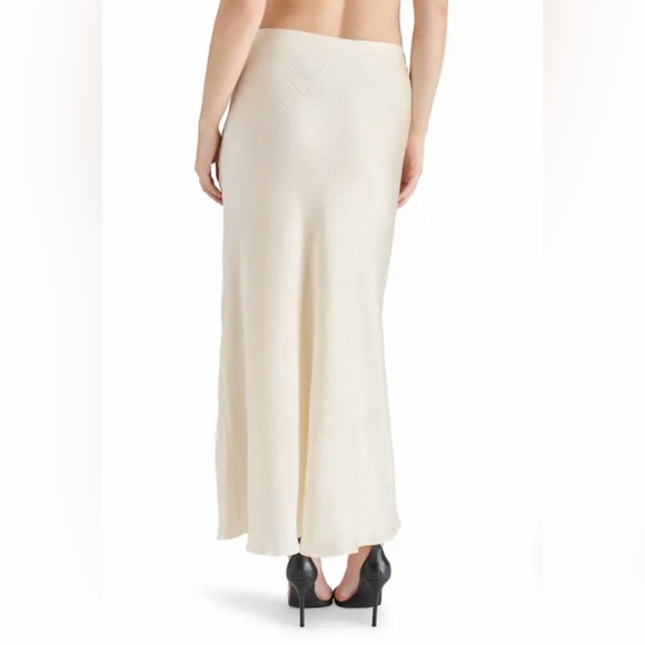 Black Satin Trumpet Slip Skirt- NWT Steve Madden Sleek Minimal Design - Picture 4 of 4